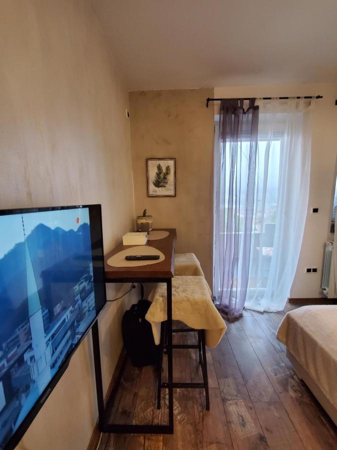 Sleep And Drive Cosy Apartment Сараево Екстериор снимка