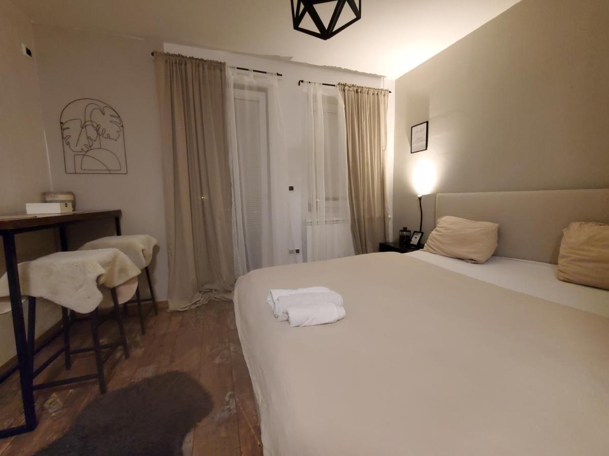Sleep And Drive Cosy Apartment Сараево Екстериор снимка