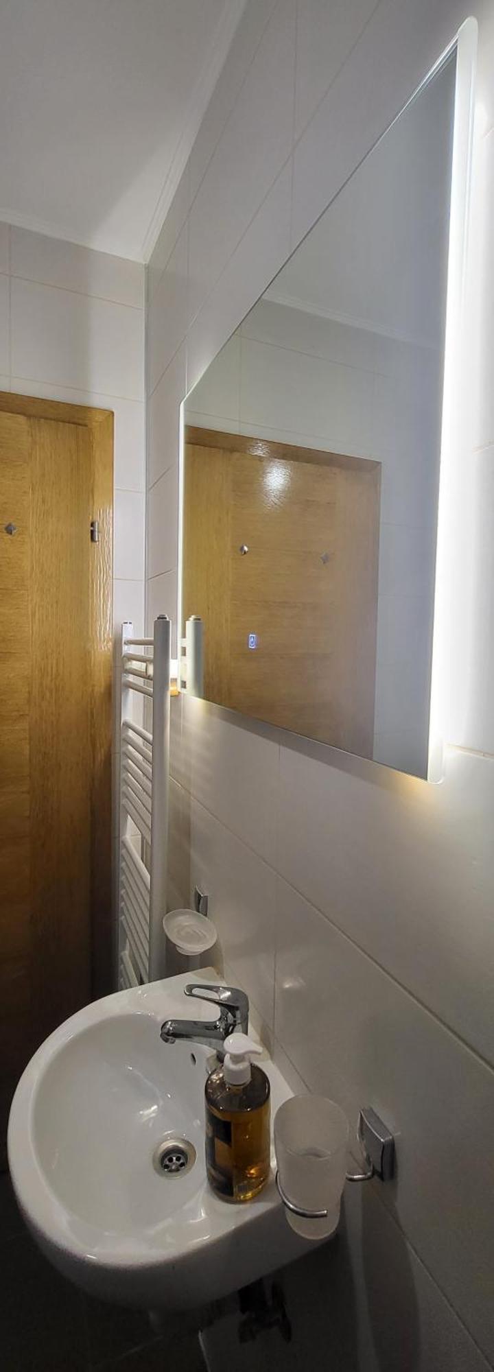 Sleep And Drive Cosy Apartment Сараево Екстериор снимка